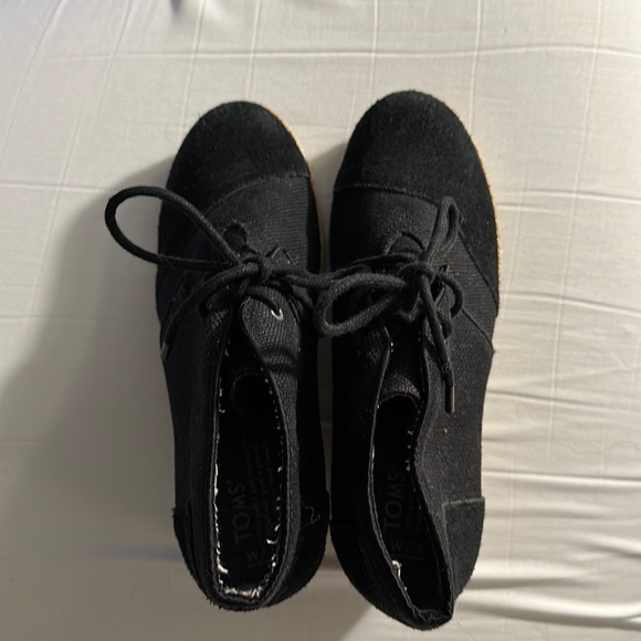 Tom’s heels black - Picture 1 of 5